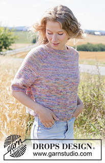 Fairytale Summer Tee / DROPS 267-21 - Ylhäältä alas neulottu pusero DROPS Fiesta-langasta. Työssä on sileää neuletta, raglanlinjat ja lyhyet hihat. Koot XS - XXXL.