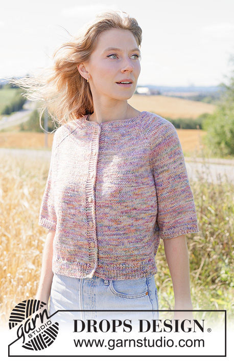 Fairytale Summer Cardigan / DROPS 267-22 - Ylhäältä alas neulottu jakku DROPS Fiesta-langasta. Työssä on raglanlinjat, sileää neuletta, i-cord-reunus ja lyhyet hihat. Koot XS - XXXL.