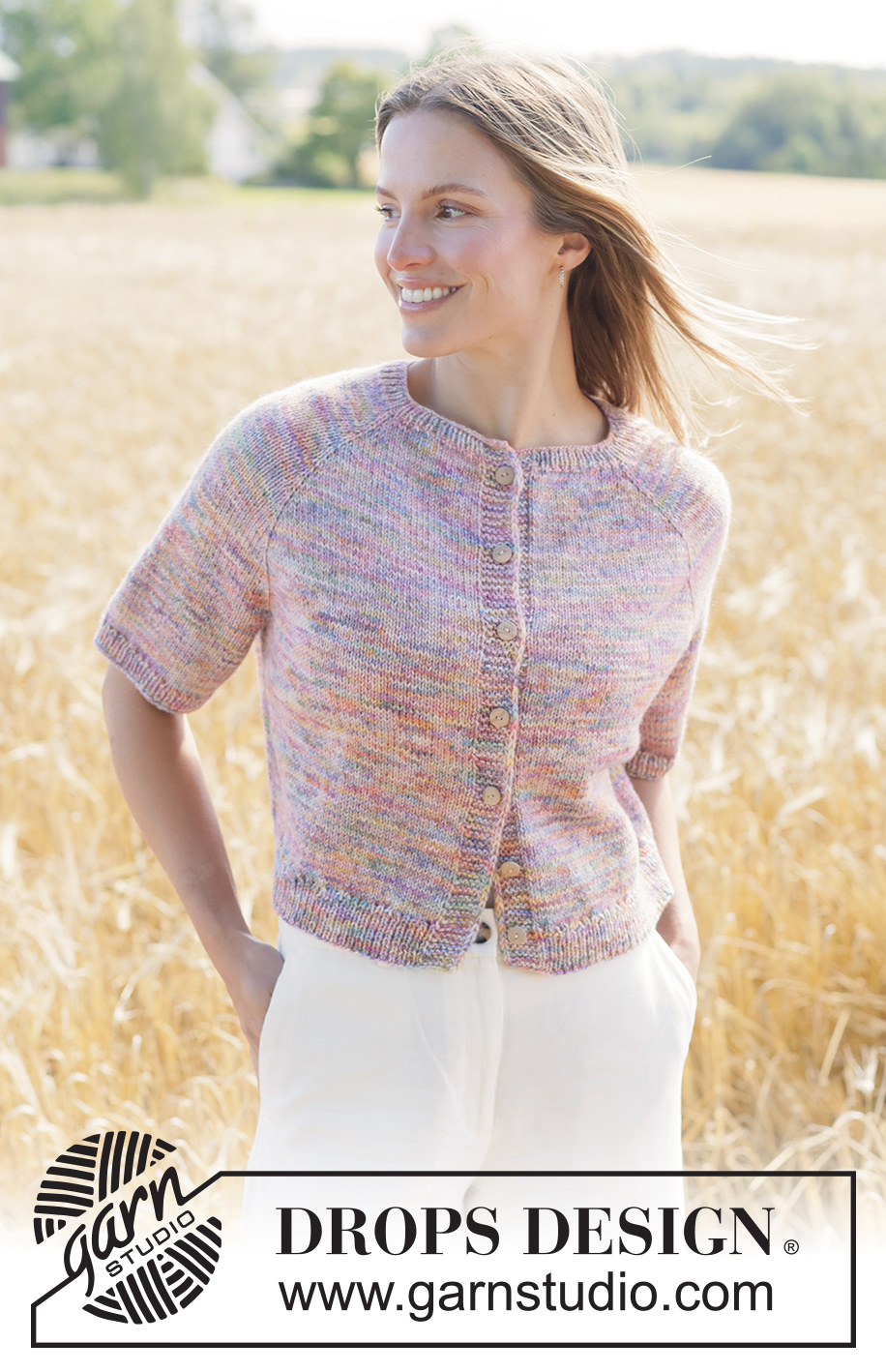 Fairytale Summer Cardigan / DROPS 267-22 - Ylhäältä alas neulottu jakku DROPS Fiesta-langasta. Työssä on raglanlinjat, sileää neuletta, i-cord-reunus ja lyhyet hihat. Koot XS - XXXL.