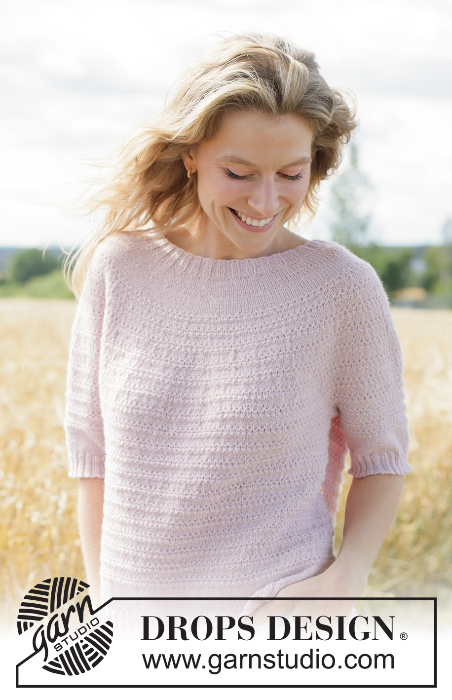 Rose Cloud Sweater / DROPS 267-31 - Pulovr s kruhovým sedlem a plastickým vzorem pletený shora dolů z příze DROPS Alpaca nebo DROPS Flora. Velikost XS - XXXL.