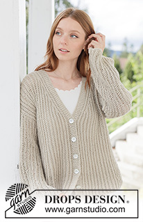 Spell of Summer Cardigan / DROPS 268-17 - Ylhäältä alas neulottu jakku DROPS Bomull-Lin -langasta. Työssä on täyspatenttineuletta, V-aukko ja i-cord-reunus. Koot XS - XXXL.