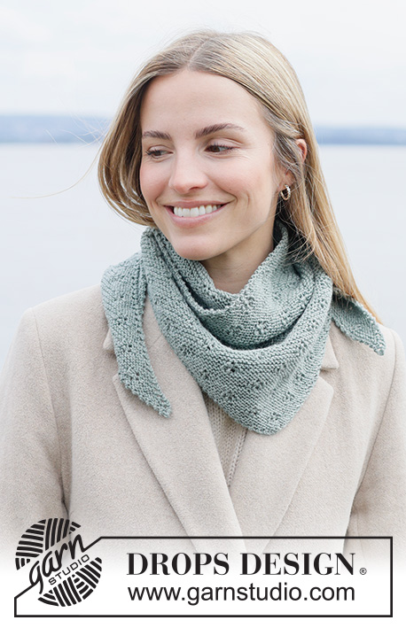 DROPS 270-5 Blooming Scarf