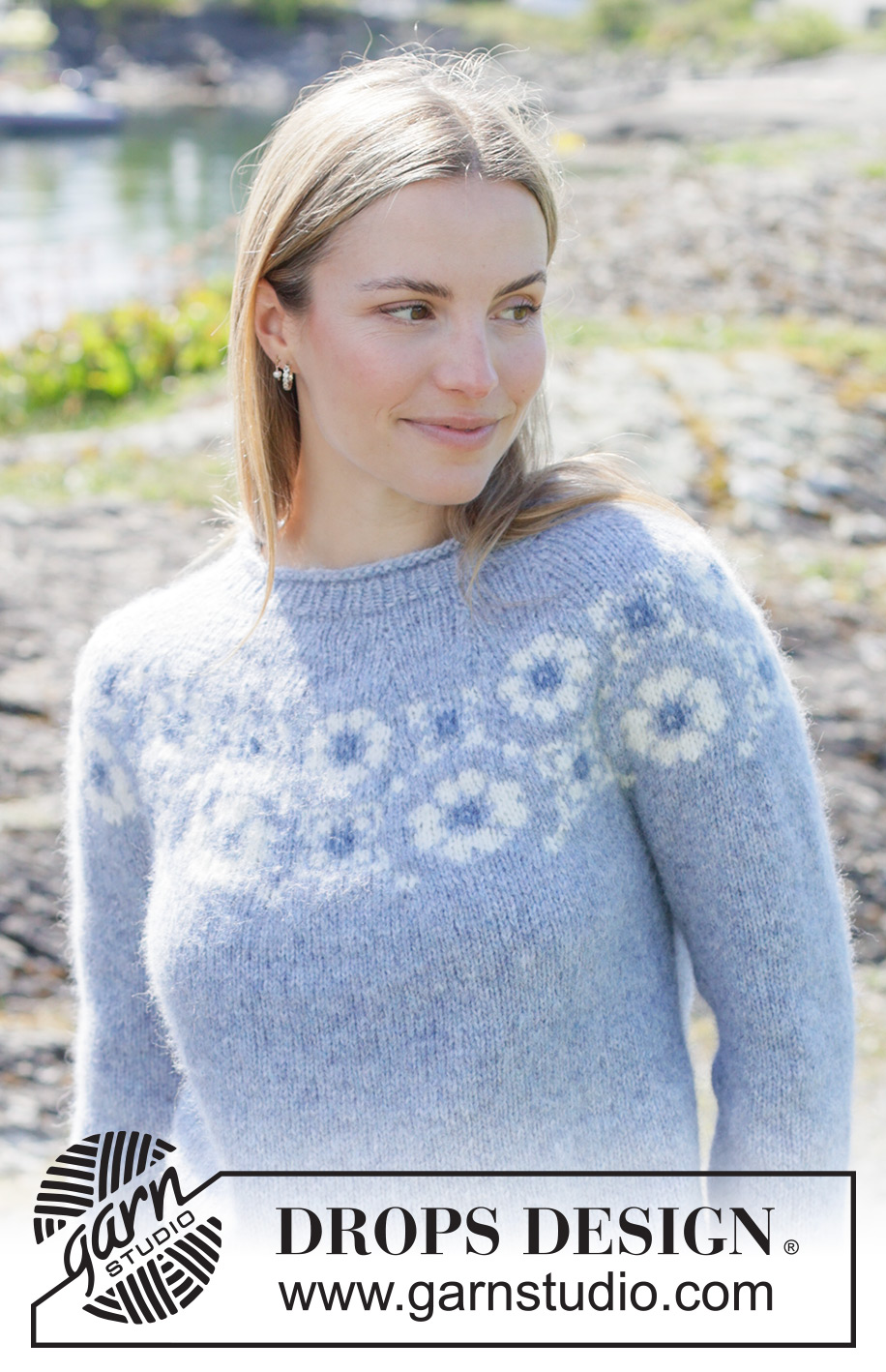 Blue Bloom Sweater / DROPS 273-1 - Free knitting patterns by DROPS