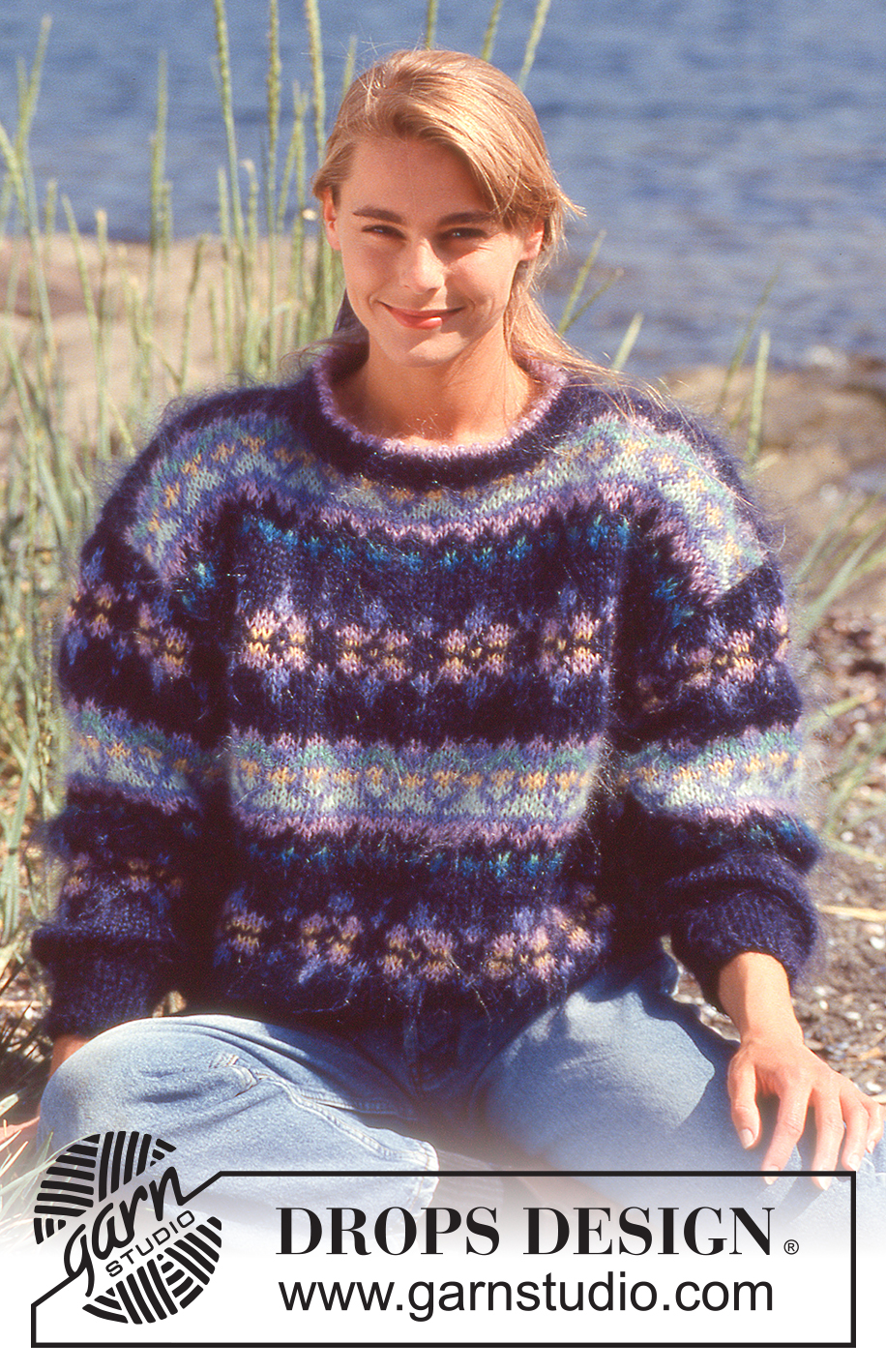 DROPS 28-10 - DROPS jumper with flower pattern borders in “Vienna”. 