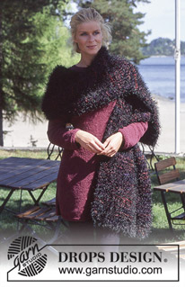 Falling Shadows / DROPS 67-23 - DROPS Large Shawl in Italian Velvet.