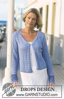 Dainty Date / DROPS 68-8 - DROPS Lace Cardigan in Safran.