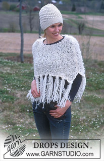 DROPS 93-38 - Blackberry stitch Hat in Alaska and Poncho in Puddel and Snow