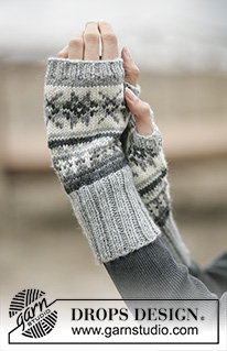 Stjerneskog / DROPS 98-8 - DROPS Wrist warmers with pattern in Karisma Superwash