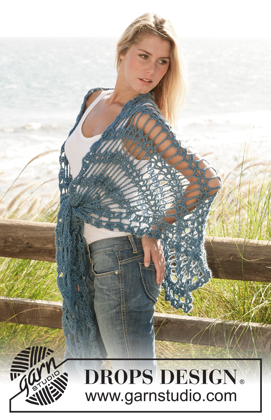 Tropical Breeze / DROPS 99-12 - Heklet DROPS sjal i 1 tråd Silke-Alpaca eller 2 tråder BabyAlpaca Silk.