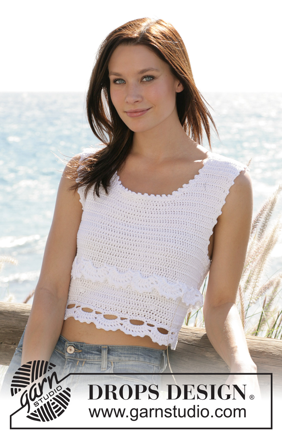 Country Charm / DROPS 99-15 - DROPS crochet top with mussel shaped border in Muskat.
