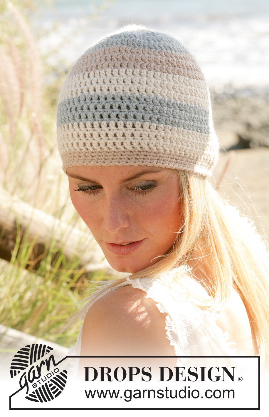 Girlfriend / DROPS 99-26 - Heklet DROPS lue i ”Silke-Alpaca”.
