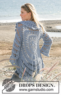 Moonlight Mist / DROPS 99-3 - Gehäkelte DROPS Jacke in 2 Fäden „Alpaca“