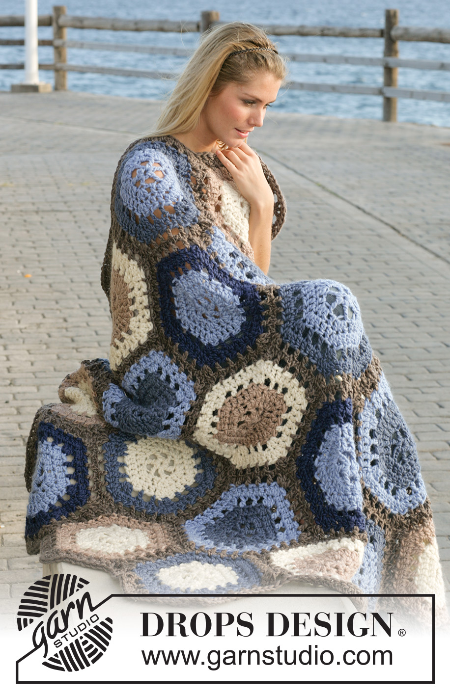 Sand And Sea / DROPS 99-7 - DROPS Crochet blanket in ”Snow” made of 6-edged panels