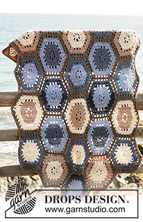 Sand And Sea / DROPS 99-7 - DROPS Crochet blanket in ”Snow” made of 6-edged panels