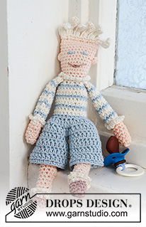 Peter / DROPS Baby 13-33 - The crochet dolls “Peter” and “Pernille”