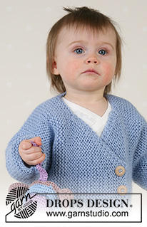 Turtle Tracker / DROPS Baby 13-9 - Jacket, socks, soft toys and blanket in Alpaca 