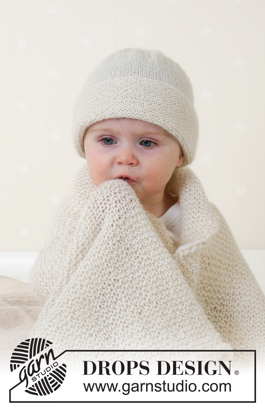 Petit Crème / DROPS Baby 14-12 - Rillestriket pledd og lue til baby og barn i DROPS Alpaca. Størrelser fra 1 måned til 4 år. Tema: Babyteppe