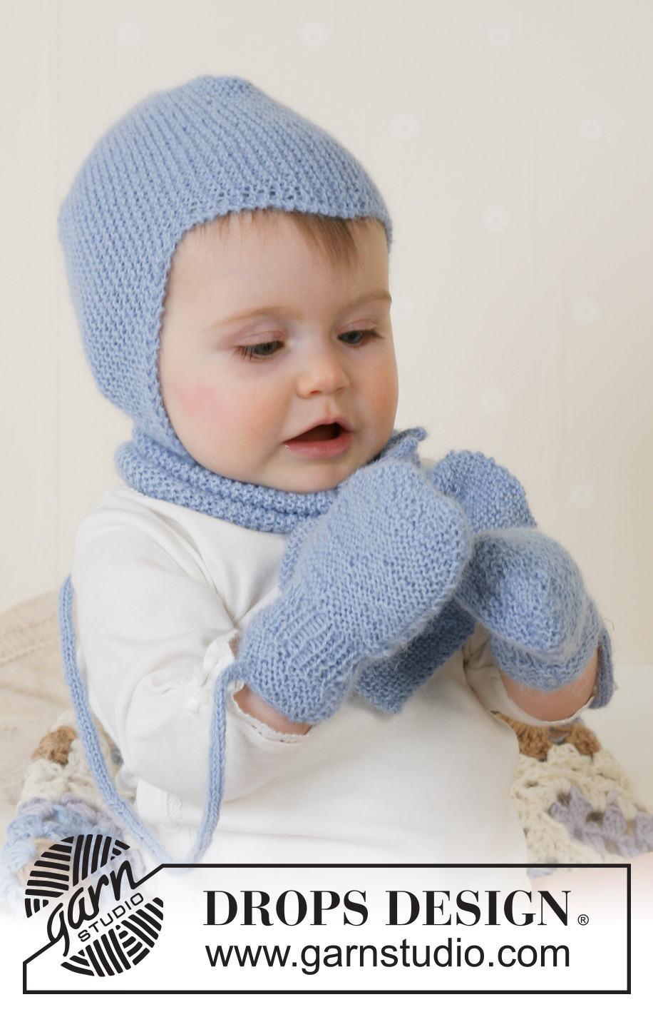 Baby Aviator Hat / DROPS Baby 14-16 - Set of knitted helm hat, scarf and gloves for baby in DROPS Alpaca. Sizes from 1 month to 4 years.