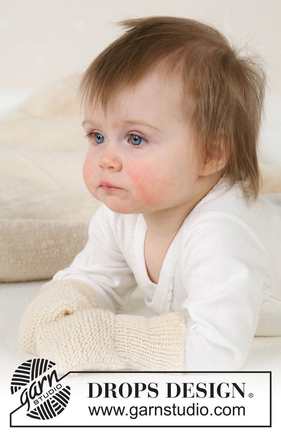 Sweet Little Paws / DROPS Baby 14-17 - Gebreide babywanten met kabels in DROPS Alpaca. Maten van 1 maand tot 4 jaar.