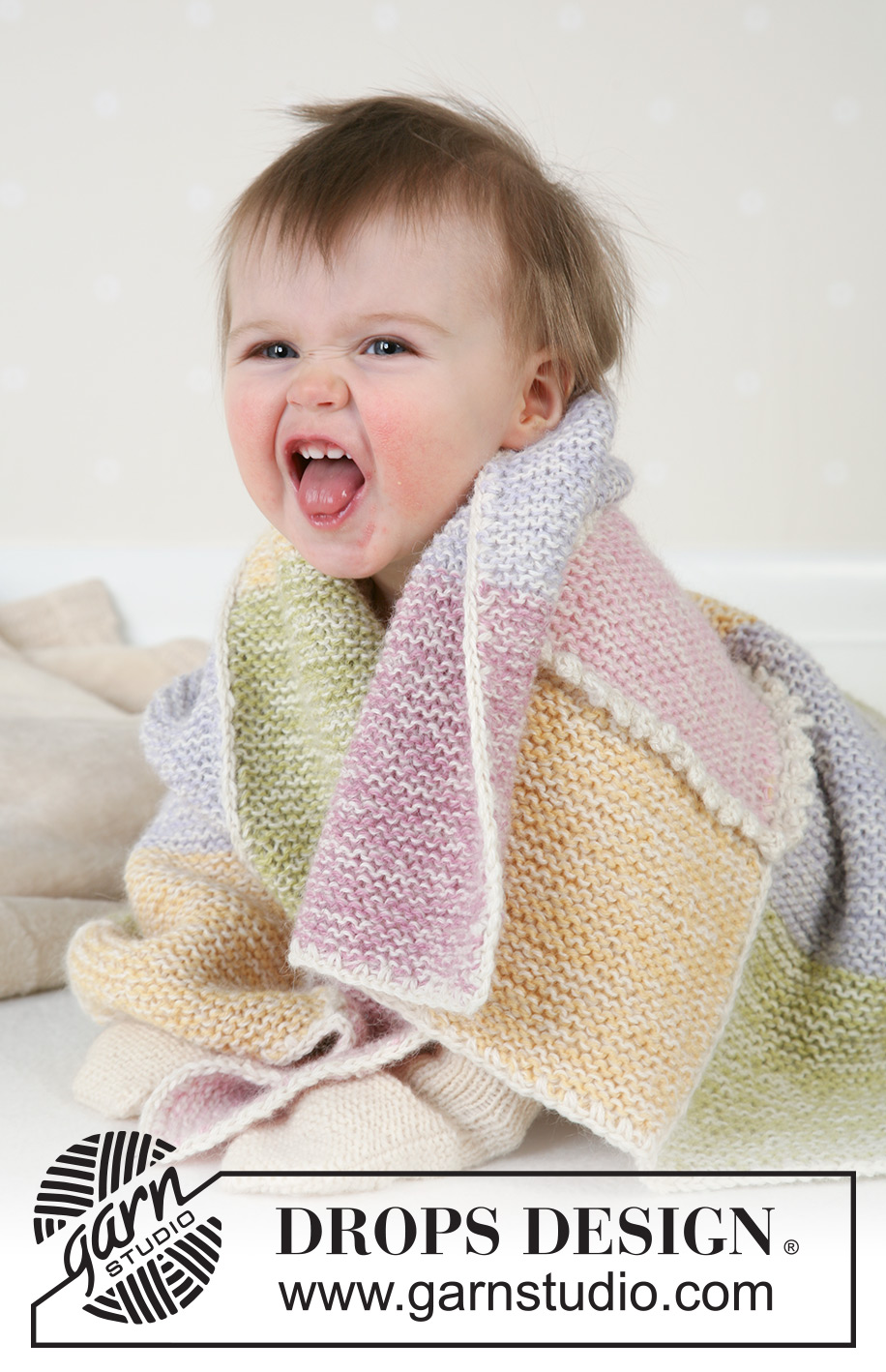 Pastel Checkers / DROPS Baby 14-19 - Knitted blanket with colourful squares in garter st, in 2 threads DROPS Alpaca. Theme: Baby blanket