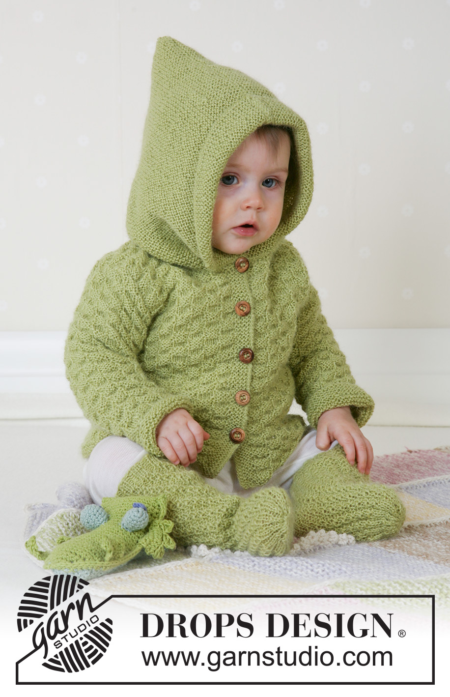 Green Leaf Cardigan / DROPS Baby 14-3 - Vauvan ja lapsen neulotut takki, potkuhousut ja putkisukat DROPS Alpaca-langasta. Takissa on huppu. Koot 1 kuukausi - 4 vuotta.