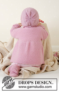 Josie Cardigan / DROPS Baby 14-7 - Knitted jacket with seamless sleeves, bonnet and socks in garter stitch in DROPS Alpaca. Sizes for baby and children, 1 month to 4 years.