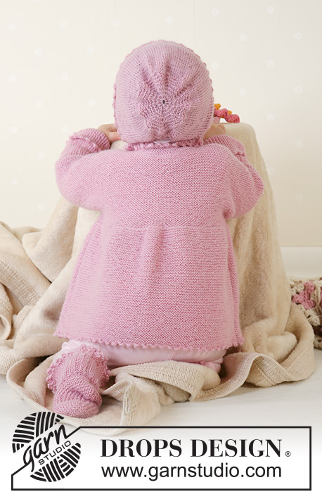 Josie Cardigan / DROPS Baby 14-7 - Knitted jacket with seamless sleeves, bonnet and socks in garter stitch in DROPS Alpaca. Sizes for baby and children, 1 month to 4 years.