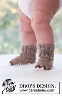 Squirrel Song / DROPS Baby 17-15 - De set bevat: Gebreide trui met ronde pas, eekhoorn en hartjes, plus sokken voor baby en kinderen in DROPS Alpaca.