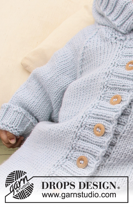 Little Blue Dream / DROPS Baby 20-23 - Sett med strikket overall med raglan til baby og barn, og heklet bamse i DROPS Merino Extra Fine