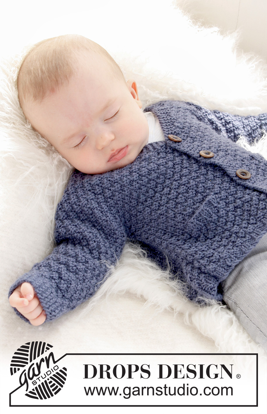 Checco's Dream / DROPS Baby 21-11 - Yhtenä kappaleena neulottu vauvan ja lapsen helmineulejakku DROPS Merino Extra Fine -langasta.