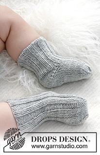 Baby Booties / DROPS Baby 21-35 - Knitted socks with rib for baby and children in DROPS BabyMerino