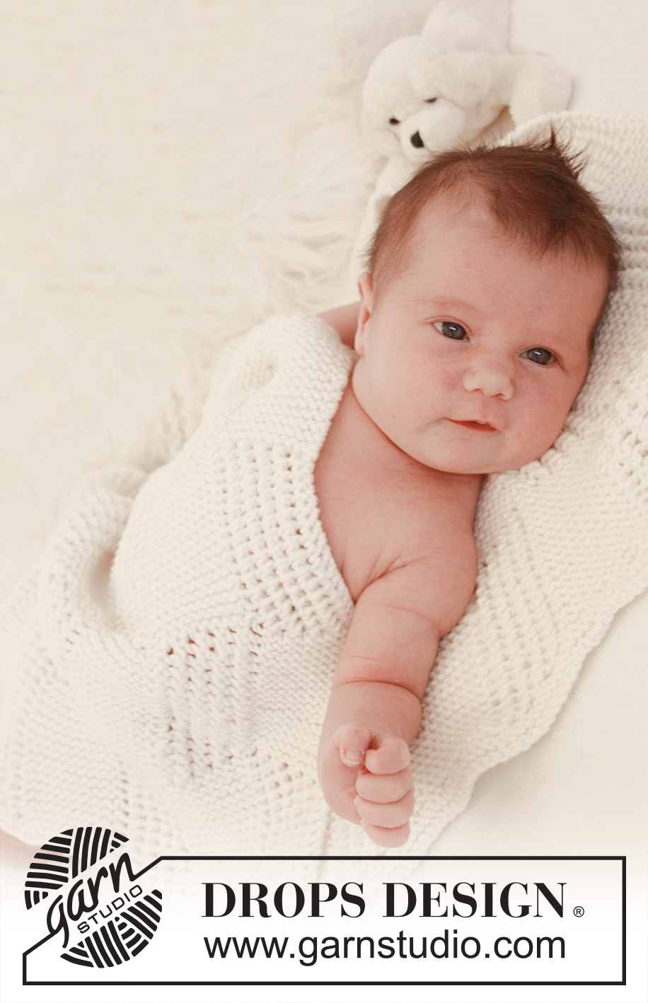 Baby Cloud / DROPS Baby 21-37 - Knitted baby blanket with lace pattern in DROPS Merino Extra Fine
