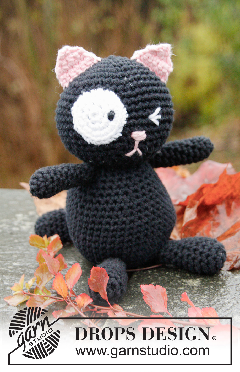 Sylvester / DROPS Baby 21-44 - Crochet cat in DROPS Paris
