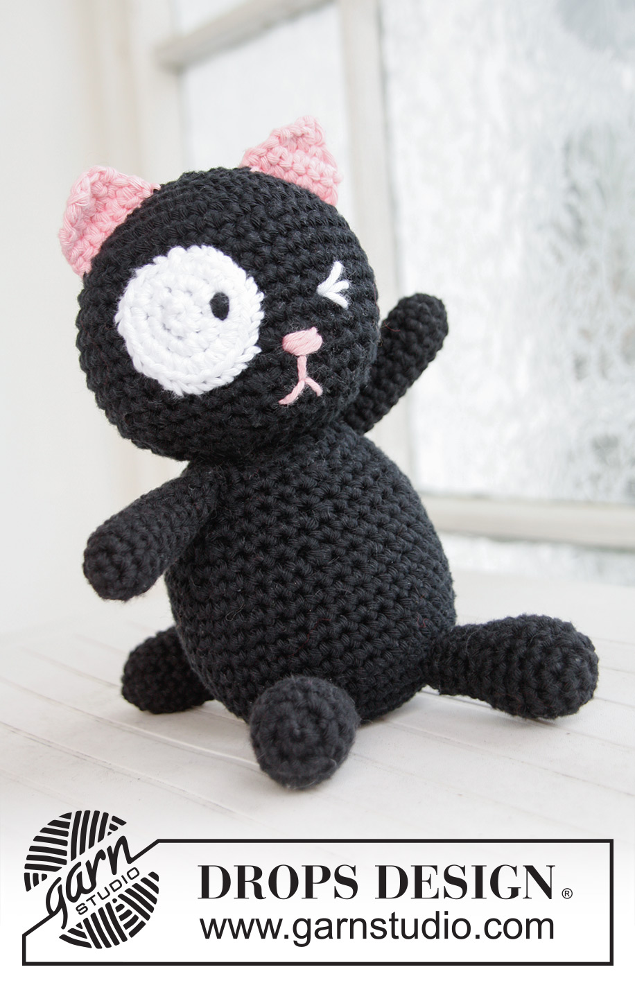 Sylvester / DROPS Baby 21-44 - Crochet cat in DROPS Paris