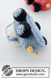 My First Car / DROPS Baby 31-26 - Crocheted car for baby. Piece is crocheted in DROPS Paris.