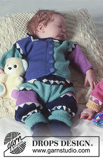 Circus Act / DROPS Baby 4-4 - DROPS kruippak met lange mouwen en harlekijnpatroon, muts en sokken van BabyMerino.