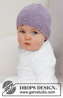 Sweetheart Beanie / DROPS Baby 42-18 - Strikket hue til baby og børn i DROPS BabyMerino. Arbejdet strikkes med rib og glatstrik. Størrelse 0 til 4 år.
