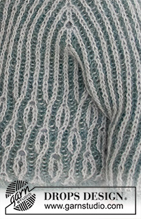 Harbour Highlights / DROPS Baby 43-19 - Strikket bluse til baby og børn i DROPS Alpaca. Arbejdet strikkes oppefra og ned med raglan og 2-farvet helpatent. Størrelse 0 – 4 år.