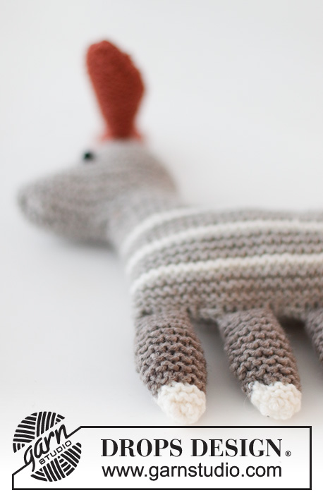 Toby the Dog / DROPS Baby 43-23 - Knitted dog for babies in DROPS Merino Extra Fine. Theme: Soft toys.