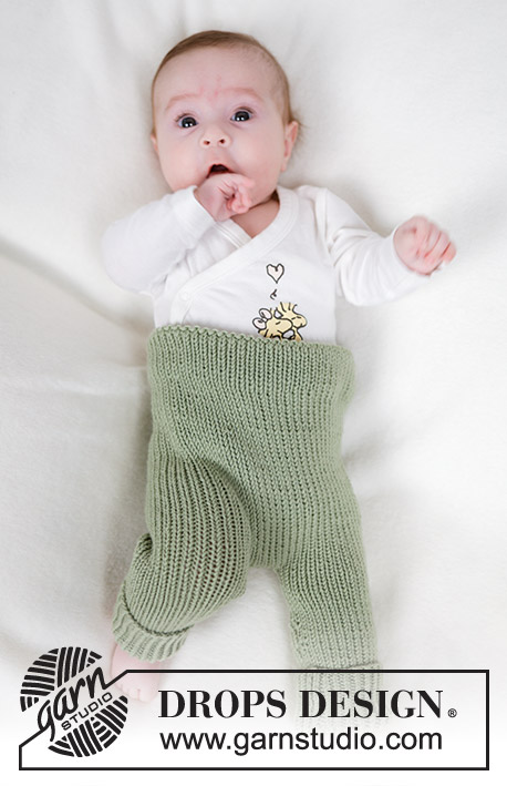 Ready to Stroll / DROPS Baby 45-17 - Gebreide broek voor baby’s in DROPS Merino Extra Fine. Het werk wordt van onder naar boven gebreid, in boordsteek. Maten 0 - 4 jaar.