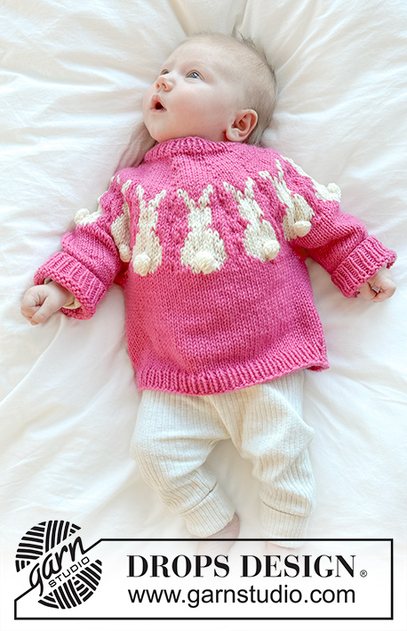 Bunny Bloom / DROPS Baby 45-24 - Maglione per bambini lavorato ai ferri in DROPS Daisy. Lavorato dall’alto in basso con sprone rotondo, motivo multicolore e coniglietto di Pasqua. Taglie: 0/1 mese – 3/4 anni. Tema: Pasqua.