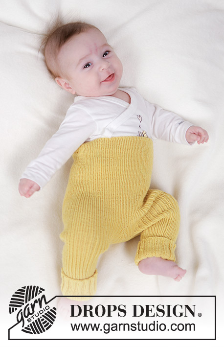 Ready to Stroll / DROPS Baby 45-6 - Vauvan ylhäältä alas neulotut housut DROPS Baby Merino -langasta. Työssä on joustinneuletta. Koot 0-4 vuotta.