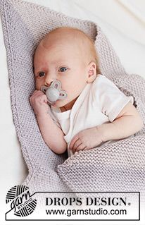 Nap Companion Blanket / DROPS Baby 46-16 - Knitted baby blanket in DROPS Big Merino. The piece is worked in garter stitch, from corner to corner. 