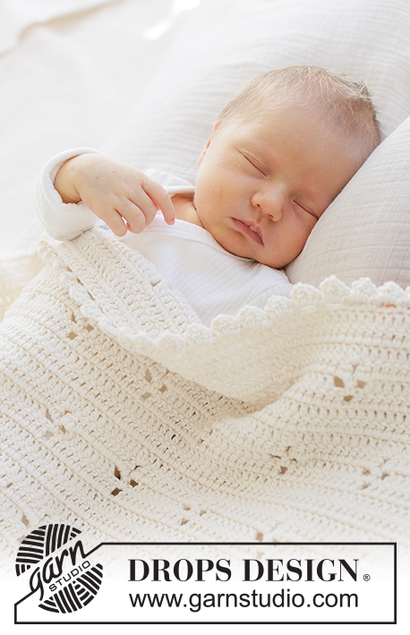 Feather Bloom Blanket / DROPS Baby 51-4 - Horgolt takaró babáknak, DROPS Cotton Merino fonalból. A darabot oda-vissza haladva készítjük erp-kal és csipkemintával.