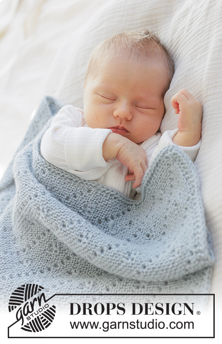 Misty Lace Blanket / DROPS Baby 51-5 - Kötött takaró babáknak, DROPS Alpaca fonalból, A darabot lustakötéssel kötjük, oda-vissza haladva, az egyik sarkától a másik sarkáig csipkemintával, lustakötéssel és zsinórkötéssel.