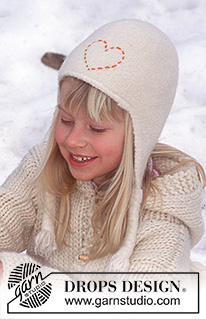 DROPS Children 12-47 - Hat with plaits or spiky tassels