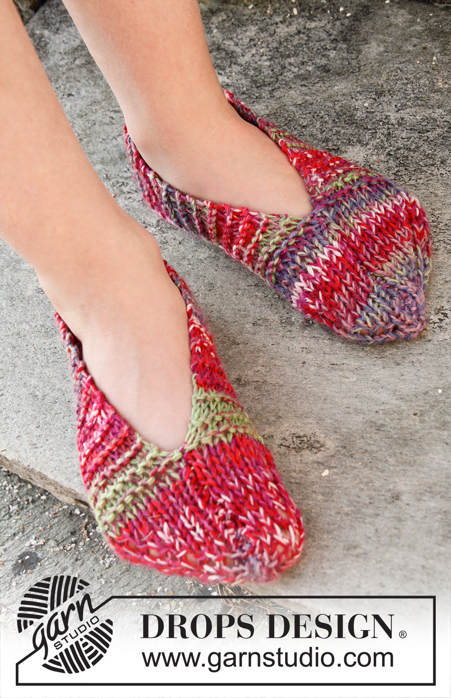 Bianca / DROPS Children 22-23 - Stickade tofflor i 2 trådar DROPS Fabel. Till barn stl 23 - 37