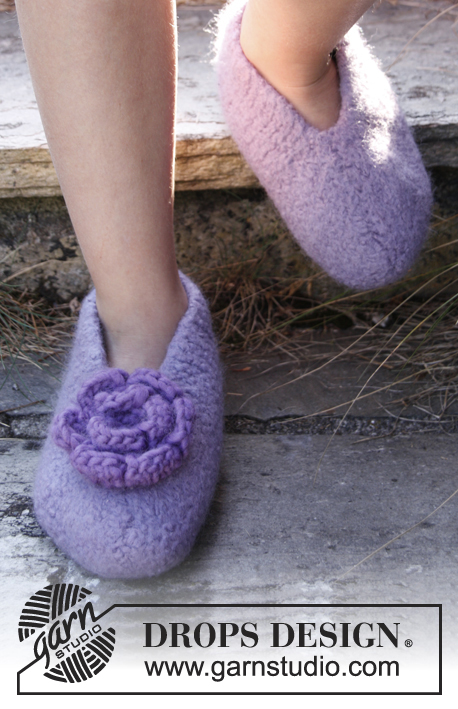 How to sew slippers - 12+ slipper sewing patterns and tutorials - Swoodson  Says