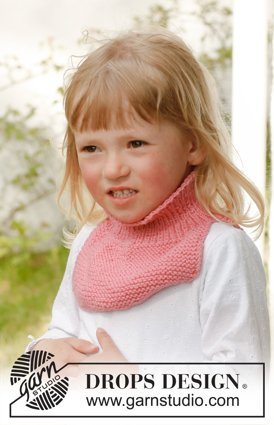 Penelope / DROPS Children 23-14 - Knitted neck warmer in DROPS Karisma.