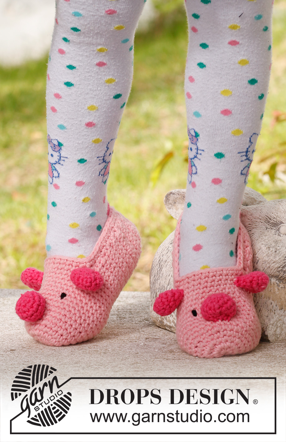 Miss Piggy / DROPS Children 23-46 - DROPS Paris lõngast heegeldatud notsusussid. Suurused 23 kuni 37.